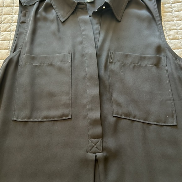 EUC - 🖤 Gorgeous WHBM Semi- Sheer Blouse - Picture 3 of 8